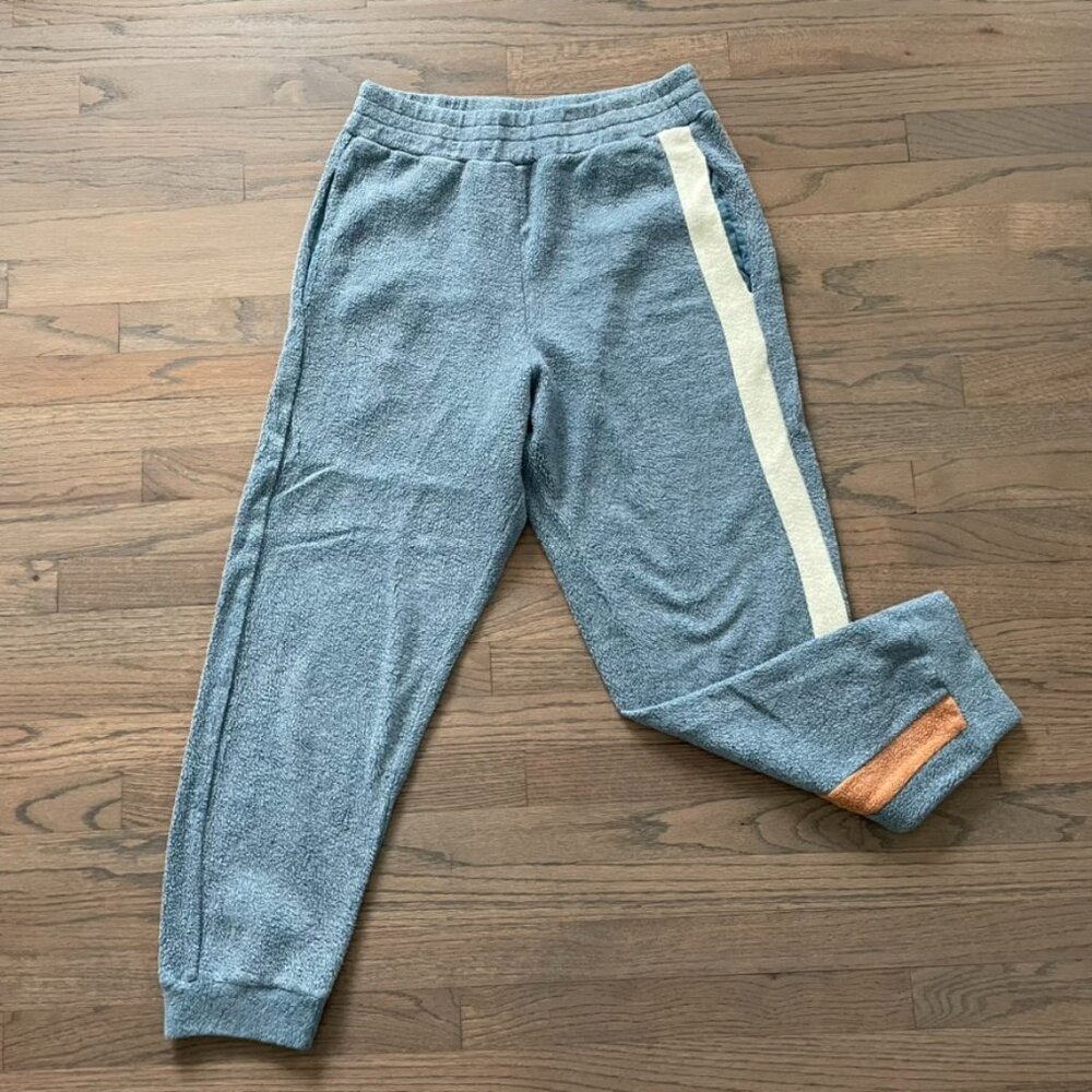 Cozy Up in Style with Free People Fleece Sweat Pants Size Medium